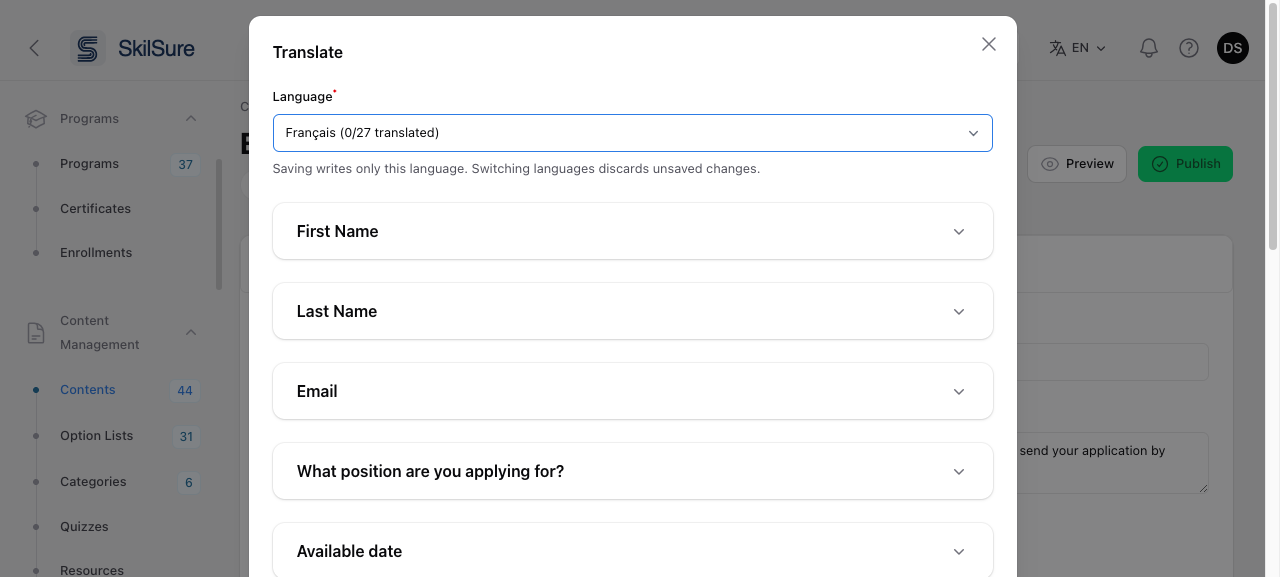 Translate modal with a Language select reading "Français (0/27 translated)" above collapsed sections for each form field.